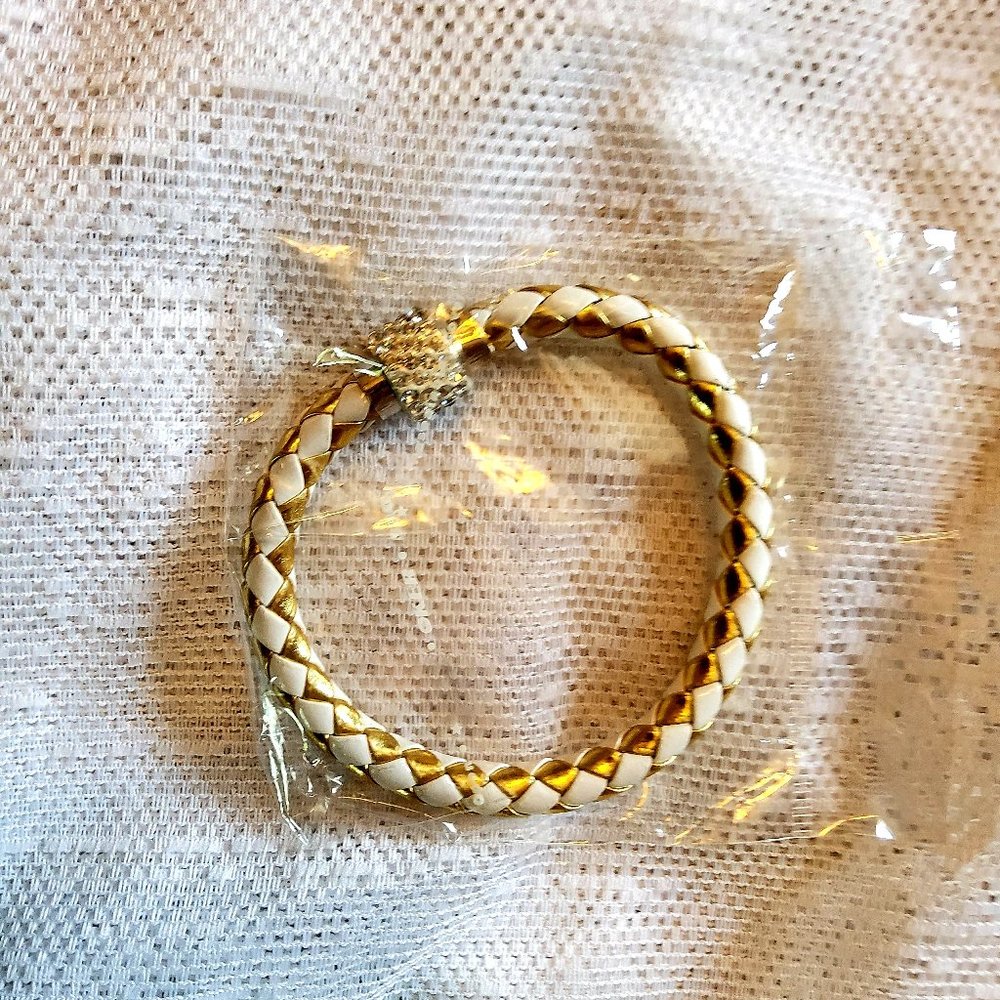 Oker White and Gold Bracelet